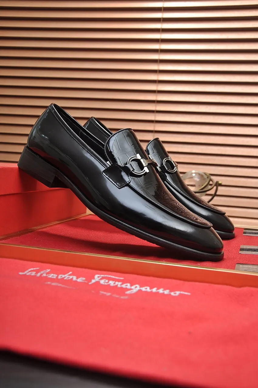 Men's shoes 💰500💶[Ferragamo/Ferragamo] The latest model from the counter. Original imported high-quality cowhide with open sides + imported 🐂 cowhide lining, original luxury metal buckle + original combination outsole. Comparative and stress-free 38--45 (customized for 45)